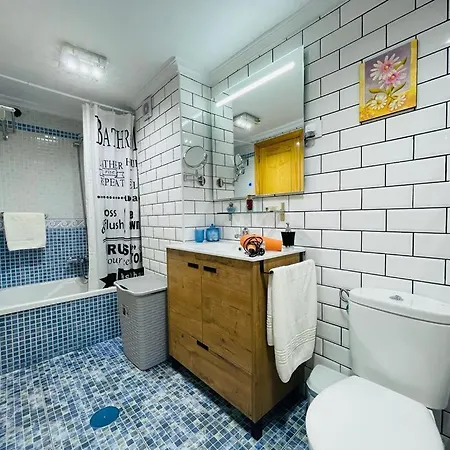 Ludica Parking Gratis 公寓